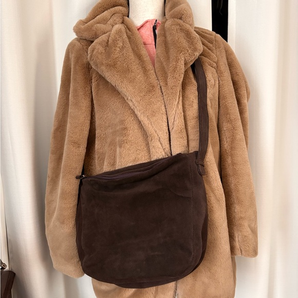 Elegant Italian Suede Shoulder Bag - Brown - Picture 6 of 7